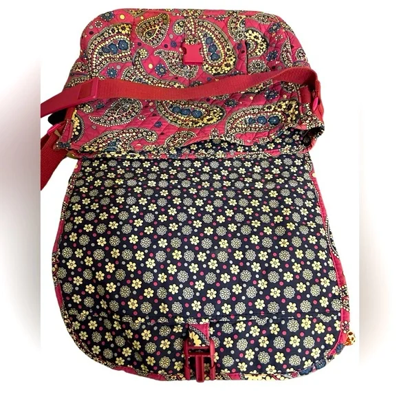 Vera Bradley large messenger bag in retired Boysenberry pattern. - Picture 5 of 5